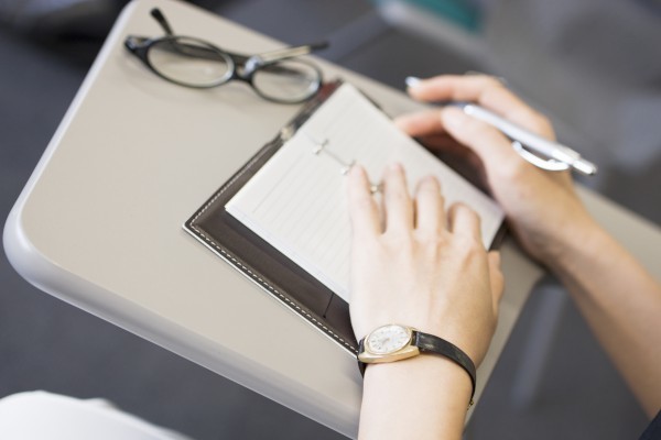 【梦见妻子出轨预示什么】梦见妻子